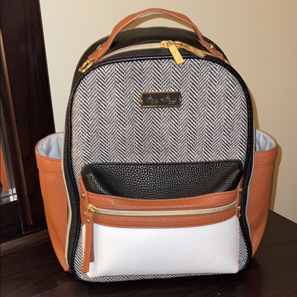Itzy ritzy mini diaper bag